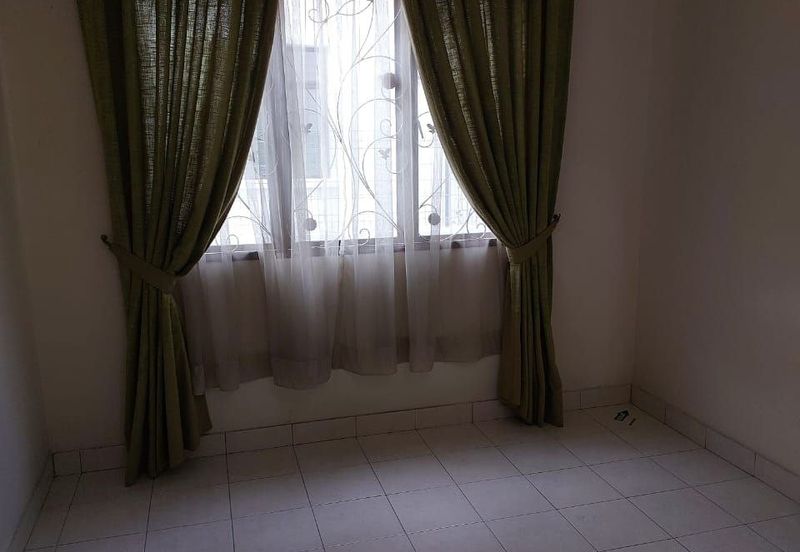 BANDAR ENSTEK (JENTAYU)