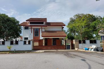 BANDAR ENSTEK (JENTAYU)