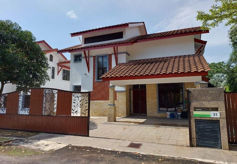 BANDAR ENSTEK (JENTAYU)