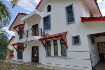 BANDAR ENSTEK (JENTAYU)