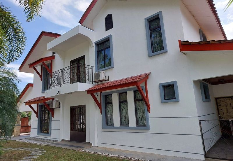 BANDAR ENSTEK (JENTAYU)