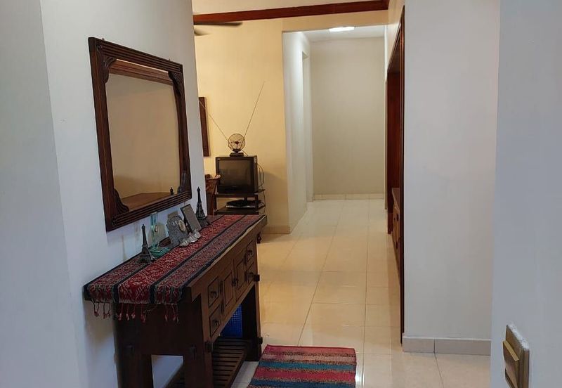 BANDAR ENSTEK (JENTAYU)