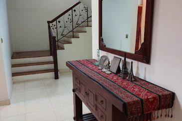 BANDAR ENSTEK (JENTAYU)