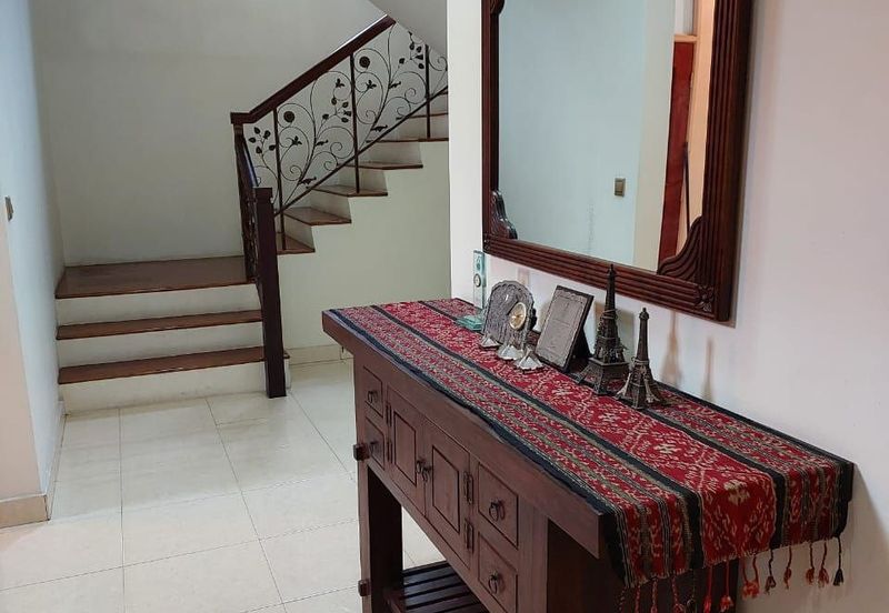 BANDAR ENSTEK (JENTAYU)