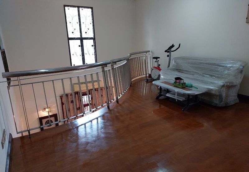 BANDAR ENSTEK (JENTAYU)