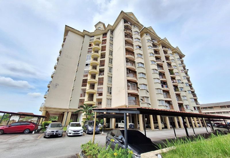 Tasik Mewah Condominium