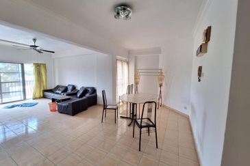 Tasik Mewah Condominium