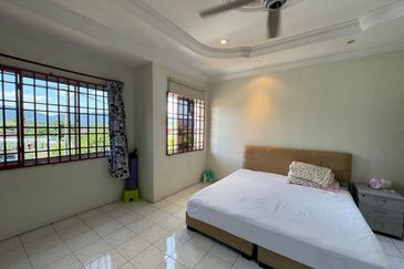 TAMAN MEDANG (MANTIN)