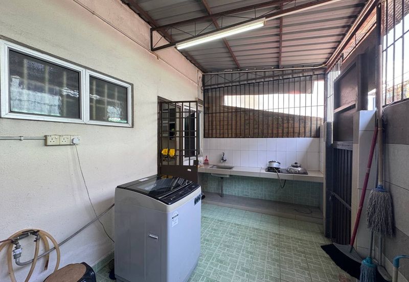 TAMAN MEDANG (MANTIN)