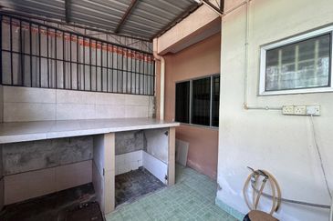 TAMAN MEDANG (MANTIN)