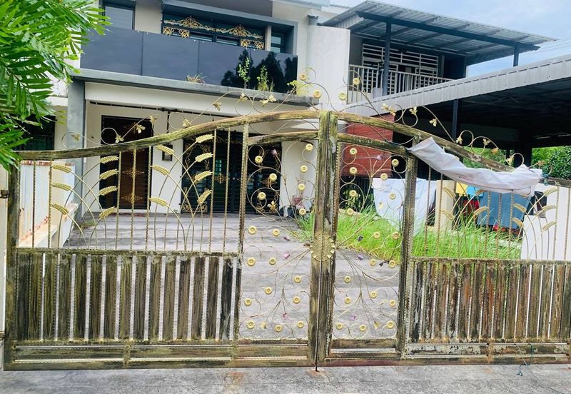 Taman Mawar, Bandar Baru Salak Tinggi