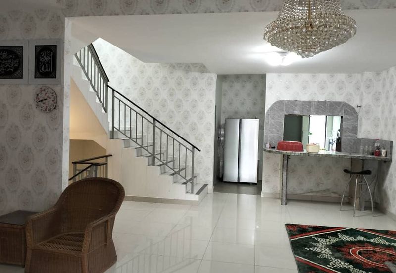 Taman Mawar, Bandar Baru Salak Tinggi