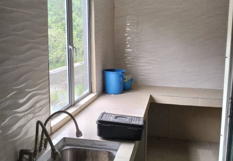 Taman Mawar, Bandar Baru Salak Tinggi