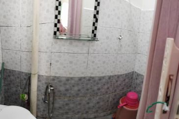 TAMAN IMPIAN PUTRA (TAMAN CRYSTAL)