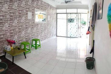 TAMAN IMPIAN PUTRA (TAMAN CRYSTAL)