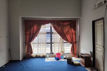 Perdana College Heights