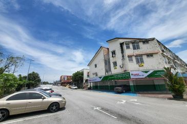 Oakland Commercial Centre