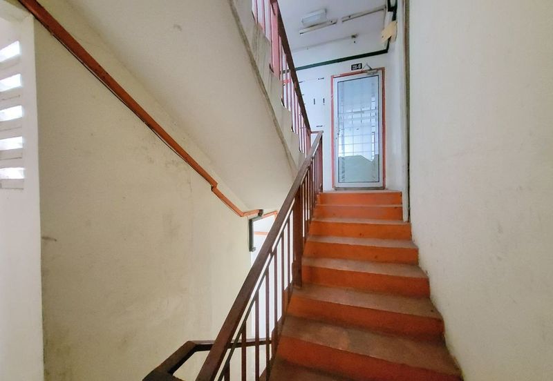 Oakland Commercial Centre