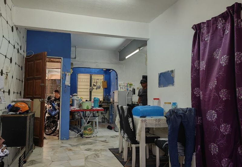 Taman Pinggiran Delima