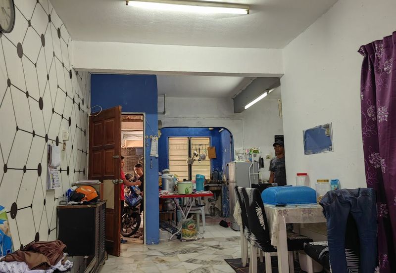 Taman Pinggiran Delima