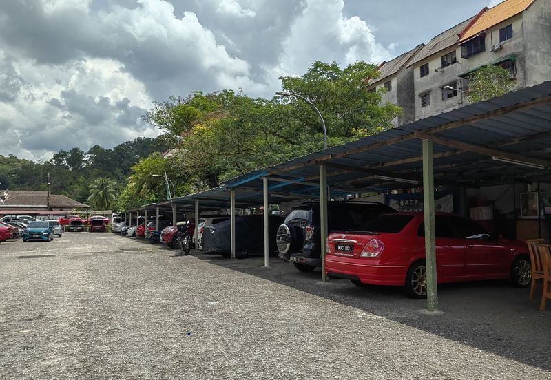 Taman Pinggiran Delima