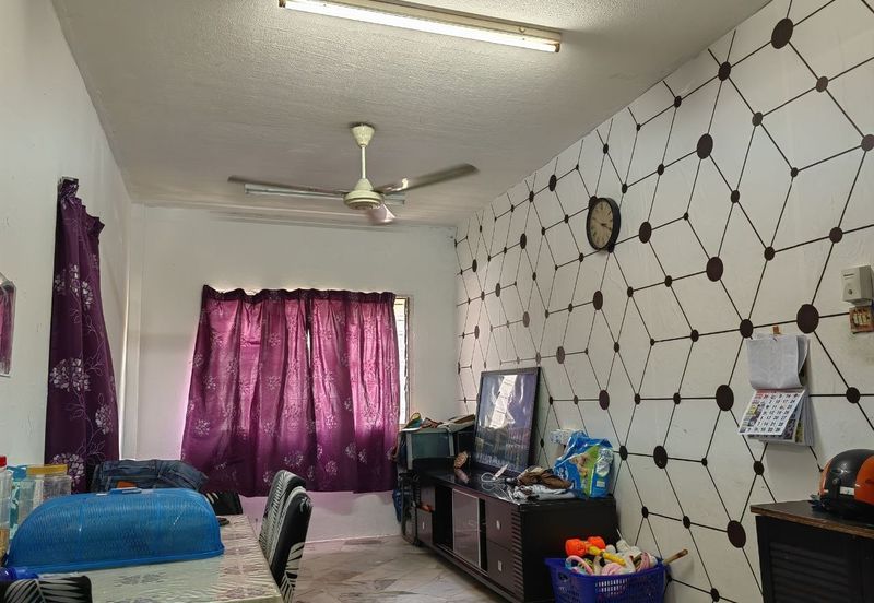 Taman Pinggiran Delima