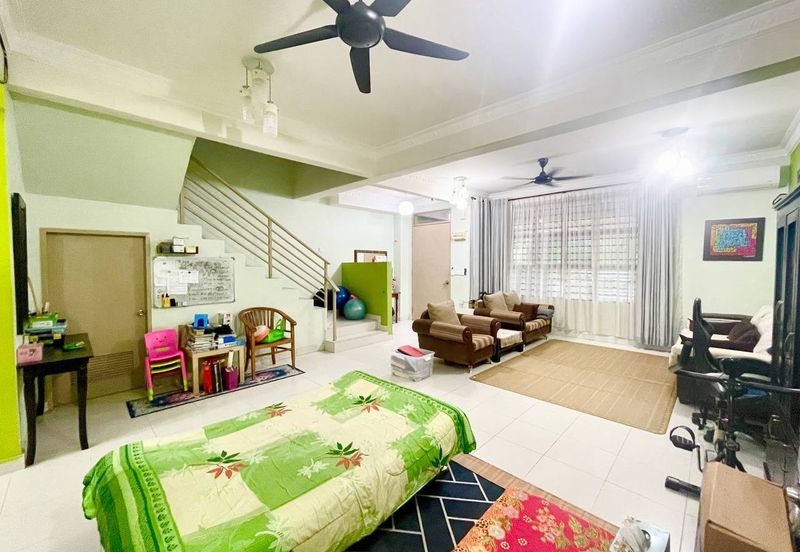 Taman Mawar, Bandar Baru Salak Tinggi