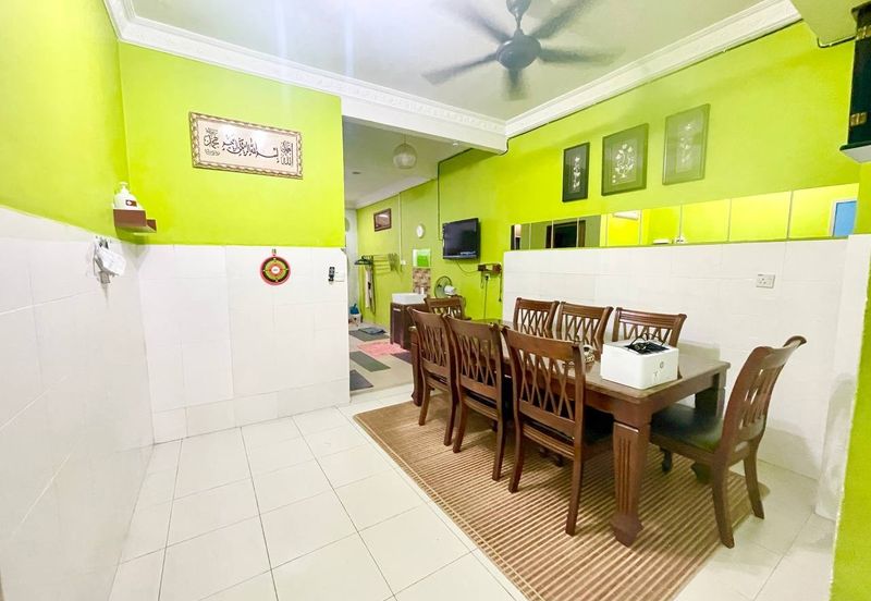 Taman Mawar, Bandar Baru Salak Tinggi