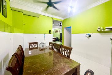 Taman Mawar, Bandar Baru Salak Tinggi