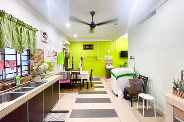 Taman Mawar, Bandar Baru Salak Tinggi