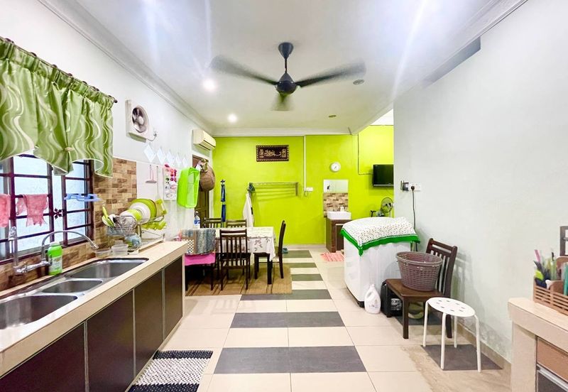 Taman Mawar, Bandar Baru Salak Tinggi