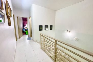 Taman Mawar, Bandar Baru Salak Tinggi