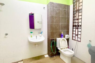 Taman Mawar, Bandar Baru Salak Tinggi