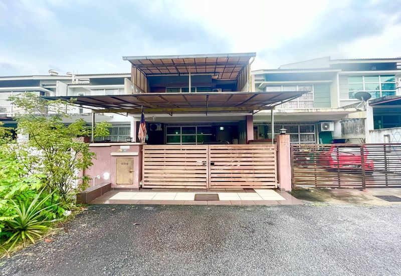 Taman Mawar, Bandar Baru Salak Tinggi