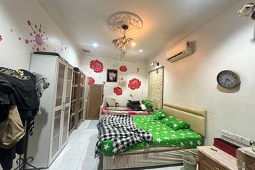 GREEN STREET HOMES (SEREMBAN 2)