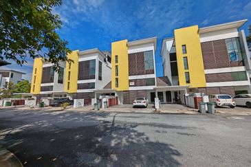 CEMPAKA SERI TOWN VILLAS @ KOTA SERIEMAS