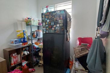 NILAI IMPIAN (LAMAN AZALEA)