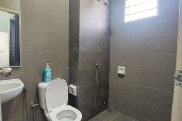 NILAI IMPIAN (LAMAN AZALEA)