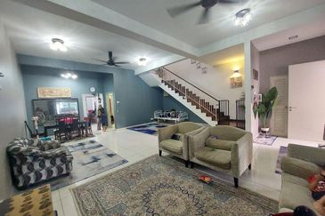 NILAI IMPIAN (LAMAN AZALEA)