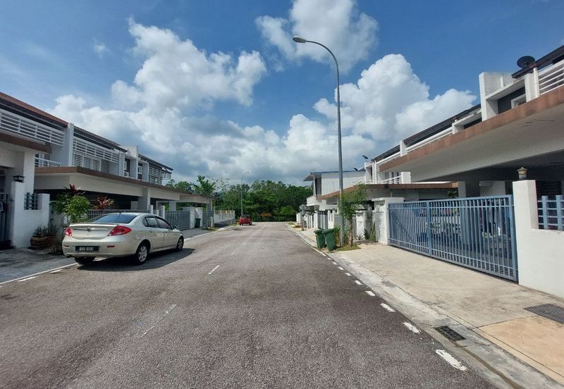 NILAI IMPIAN (LAMAN AZALEA)