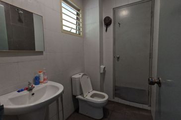 NILAI IMPIAN (LAMAN ORKID)