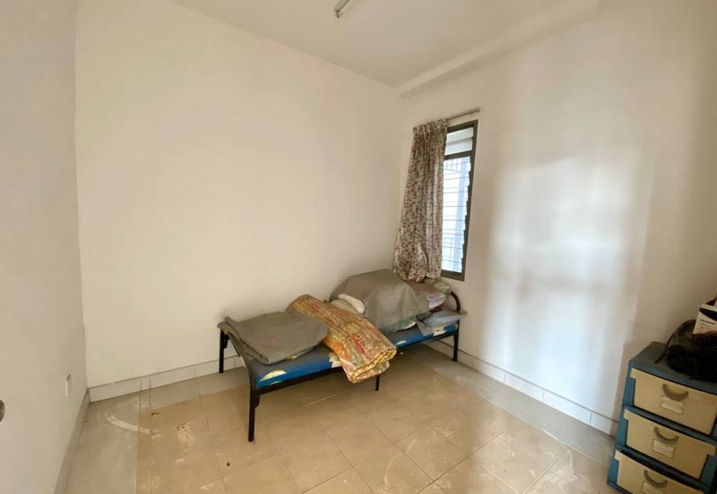 APARTMENT CAMELIA COURT (NILAI IMPIAN)