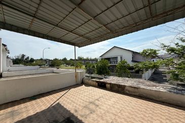 BANDAR AINSDALE FASA 3B (TENANG)