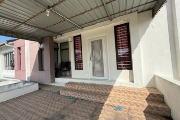 BANDAR AINSDALE FASA 3B (TENANG)