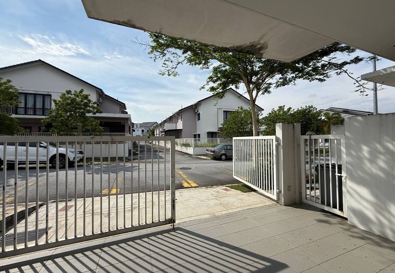 BANDAR AINSDALE FASA 3B (TENANG)