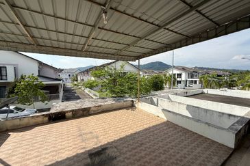 BANDAR AINSDALE FASA 3B (TENANG)