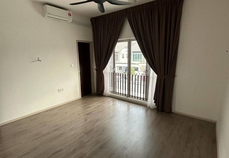 Dayana @Nilai Impian