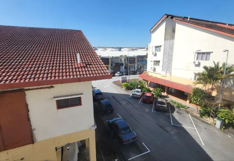 Oakland Commercial Centre