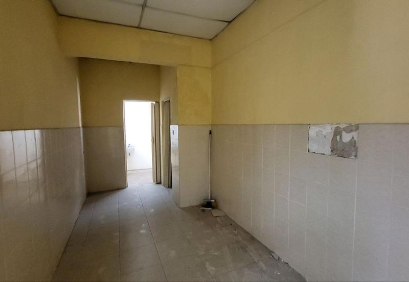 Oakland Commercial Centre