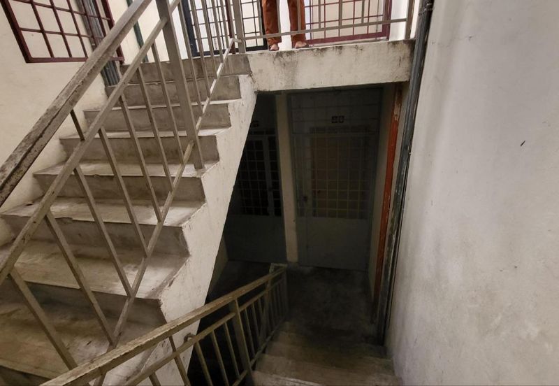 Oakland Commercial Centre